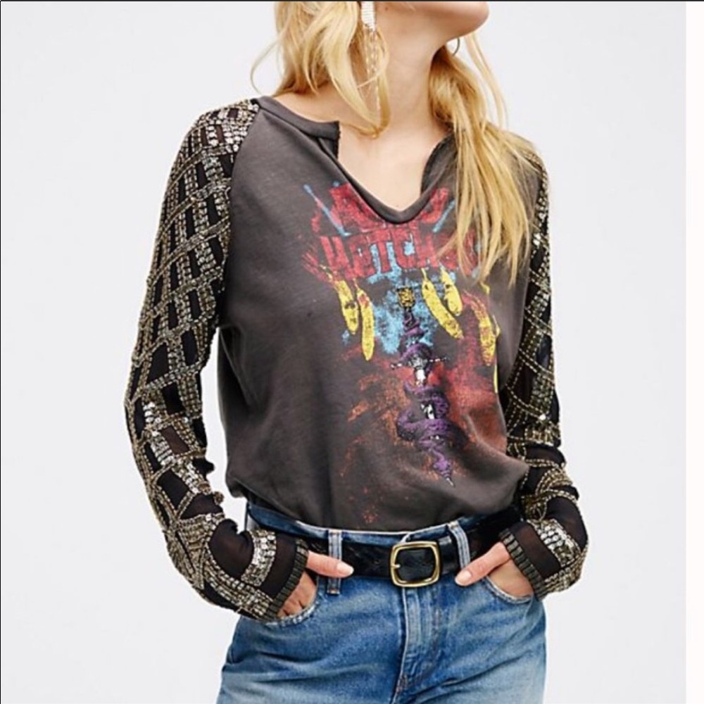 IN SEARCH OF -Free people sequin top